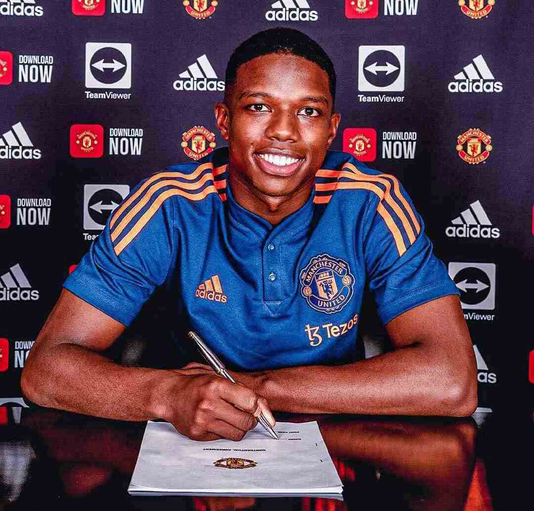 Who Is Tyrell Malacia? Everything You Need To Know About Manchester United’s New £13m Signing