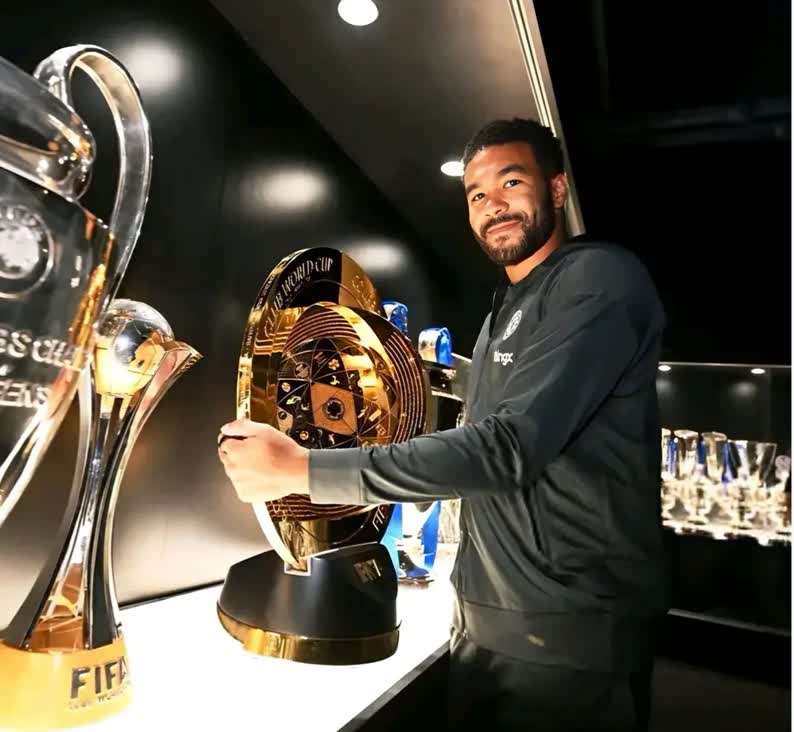 Best full-backs world 2026